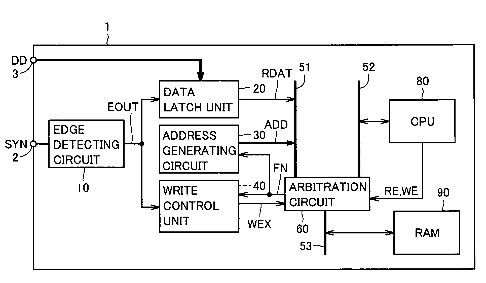 Microcomputer minimizing influence of bus contention