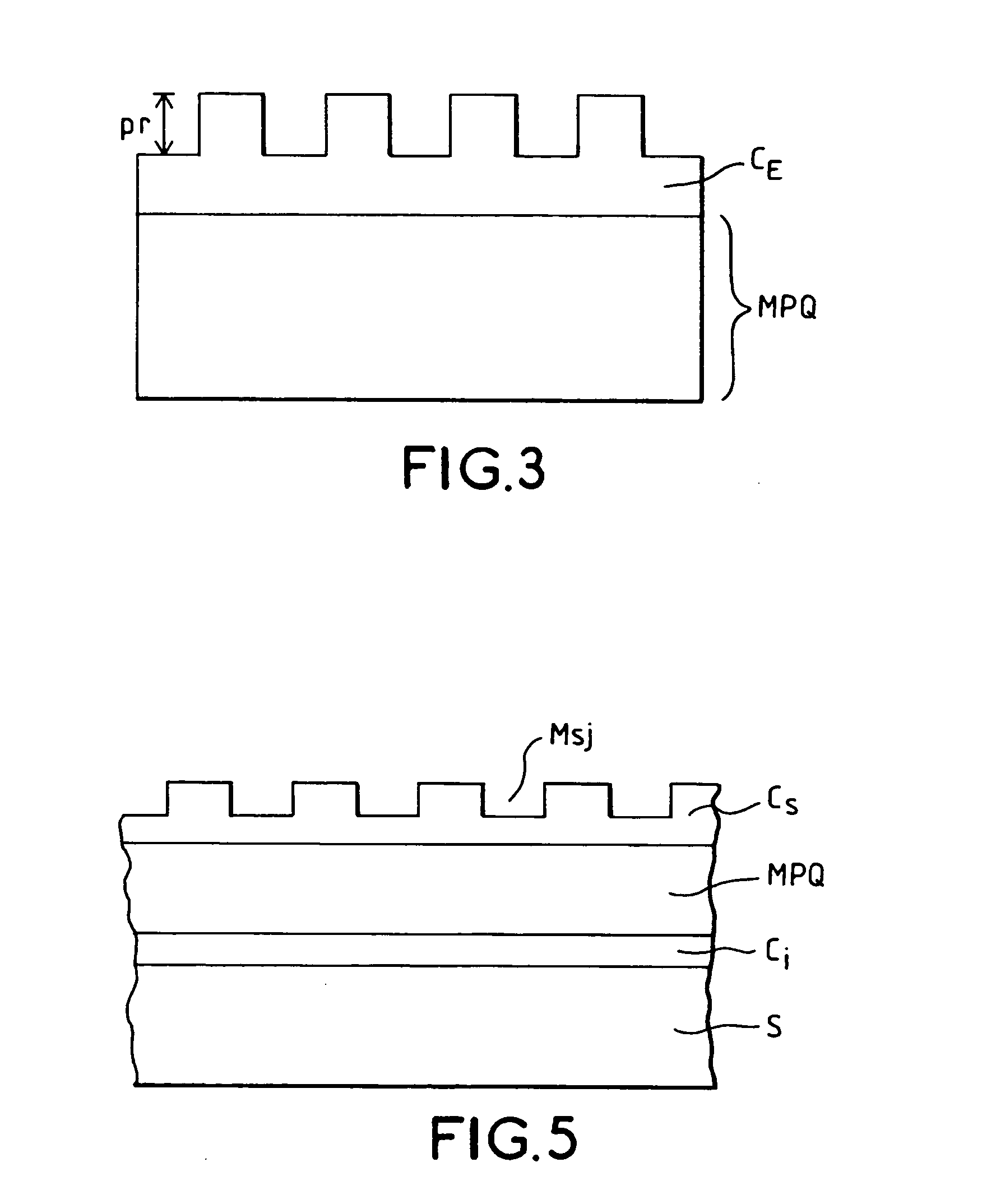 Electromagnetic wave detector with an optical coupling surface comprising lamellar patterns
