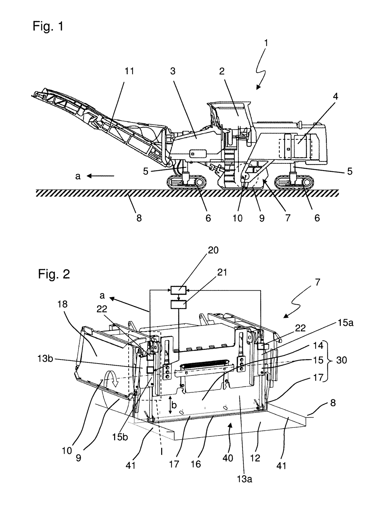 Ground milling machine and method for adjusting the stripping plate of a ground milling machine
