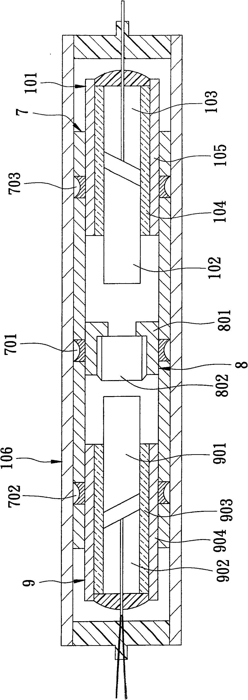 Wavelength divided duplexing equipment and packing method