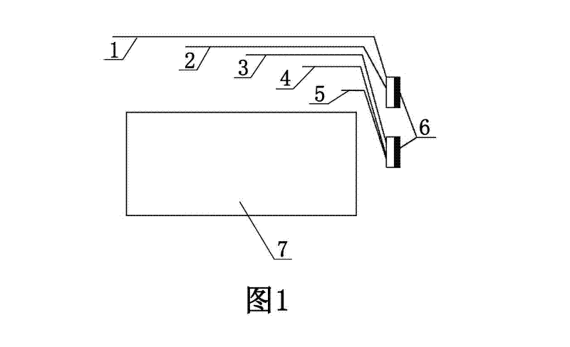 Heating wire heating device and construction method for winter concrete