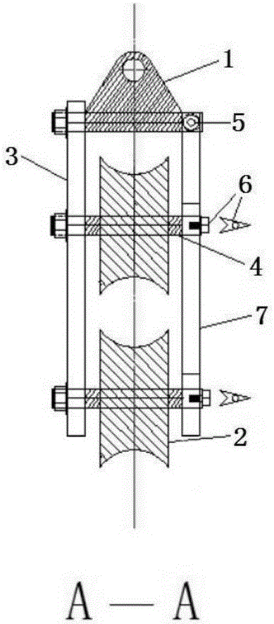 Linear tackle for adjusting sag of vertical double-split conductor
