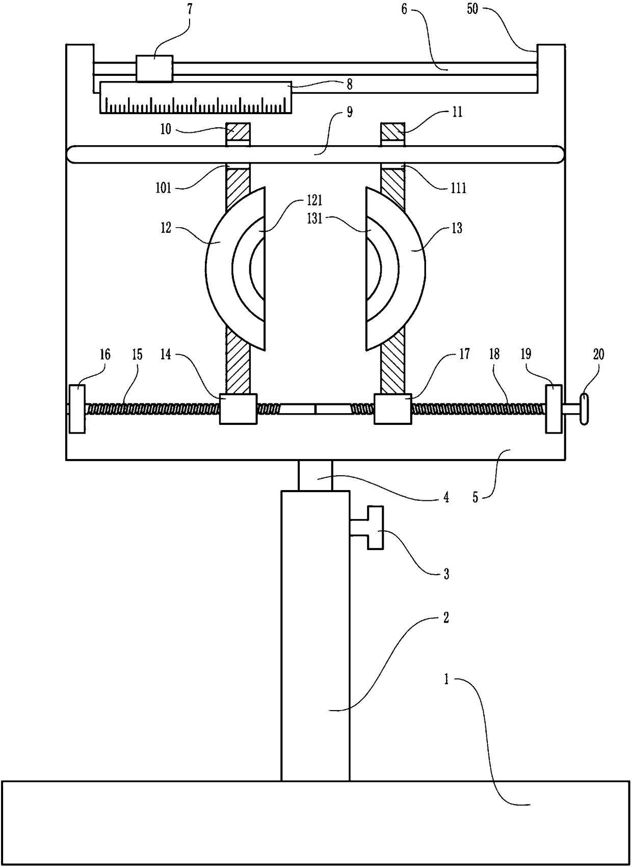 Detection device for pipe fitting hole distance