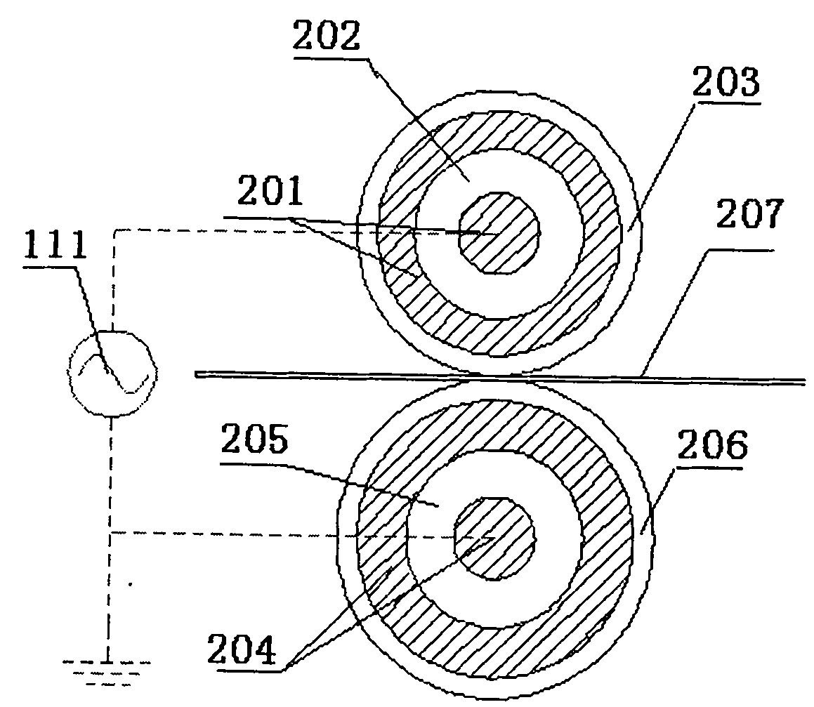 Discharge roller system with automatically adjustable distance