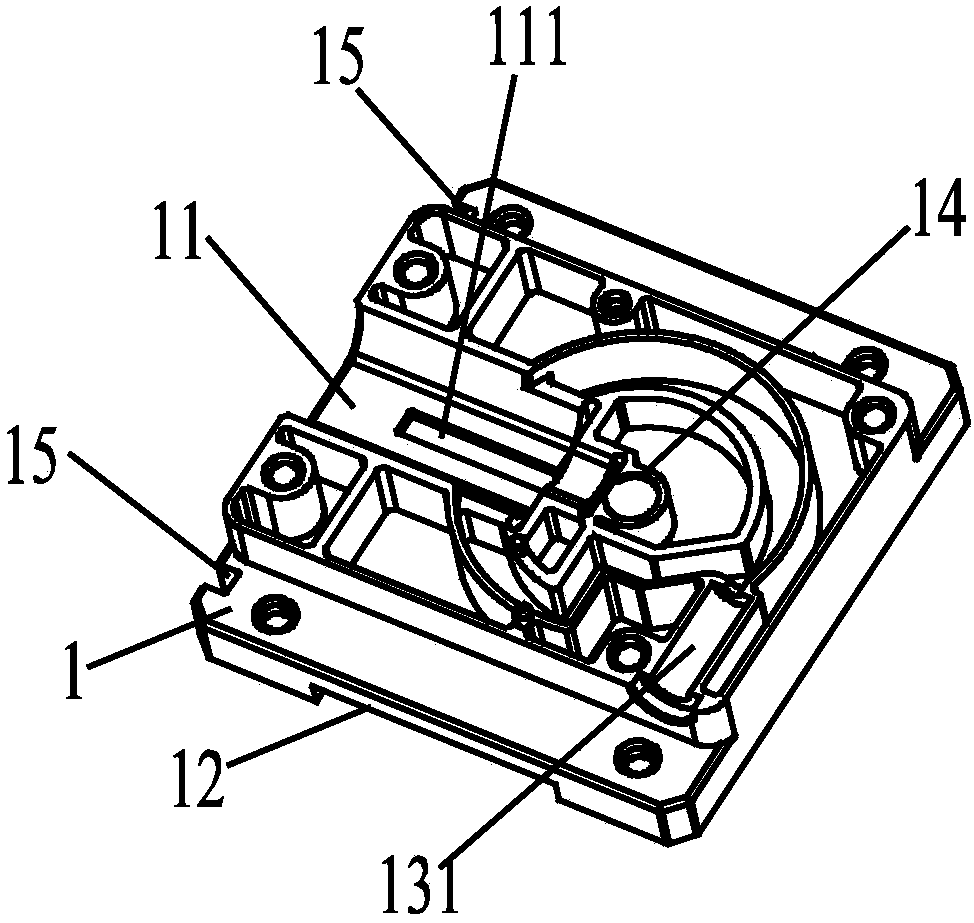 Locker for mobile radar antenna pedestal