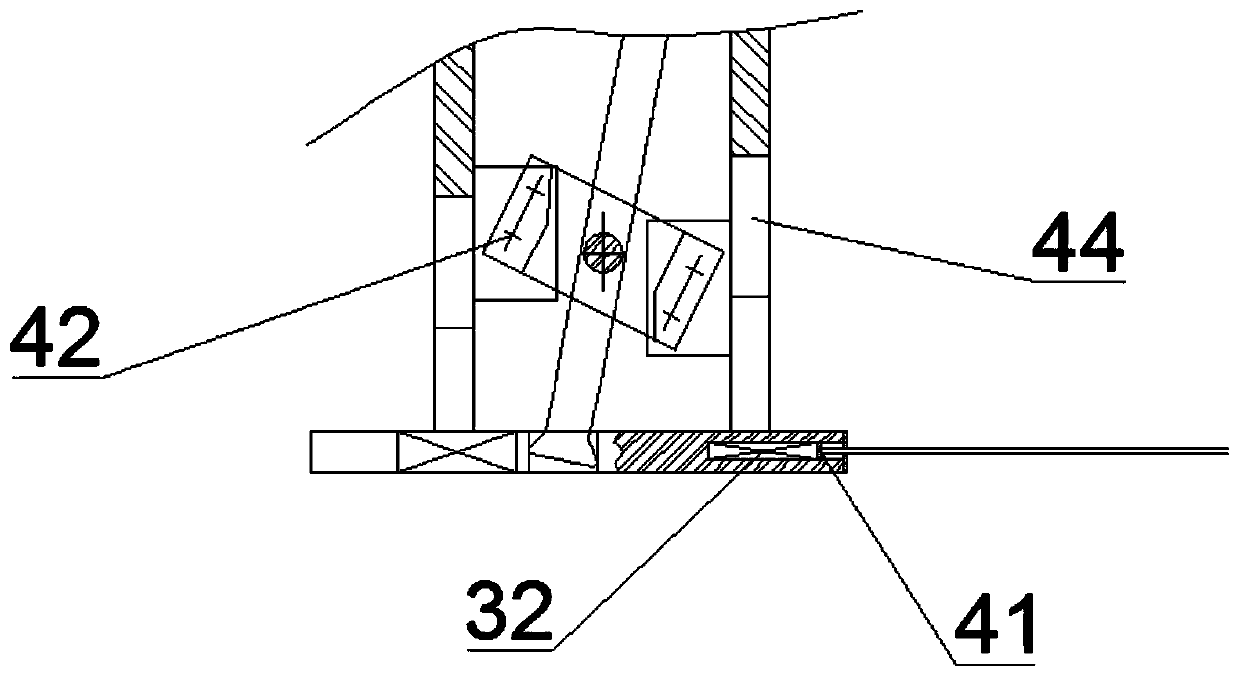 A laser shock pressure welding automatic clamping and picking device and method thereof