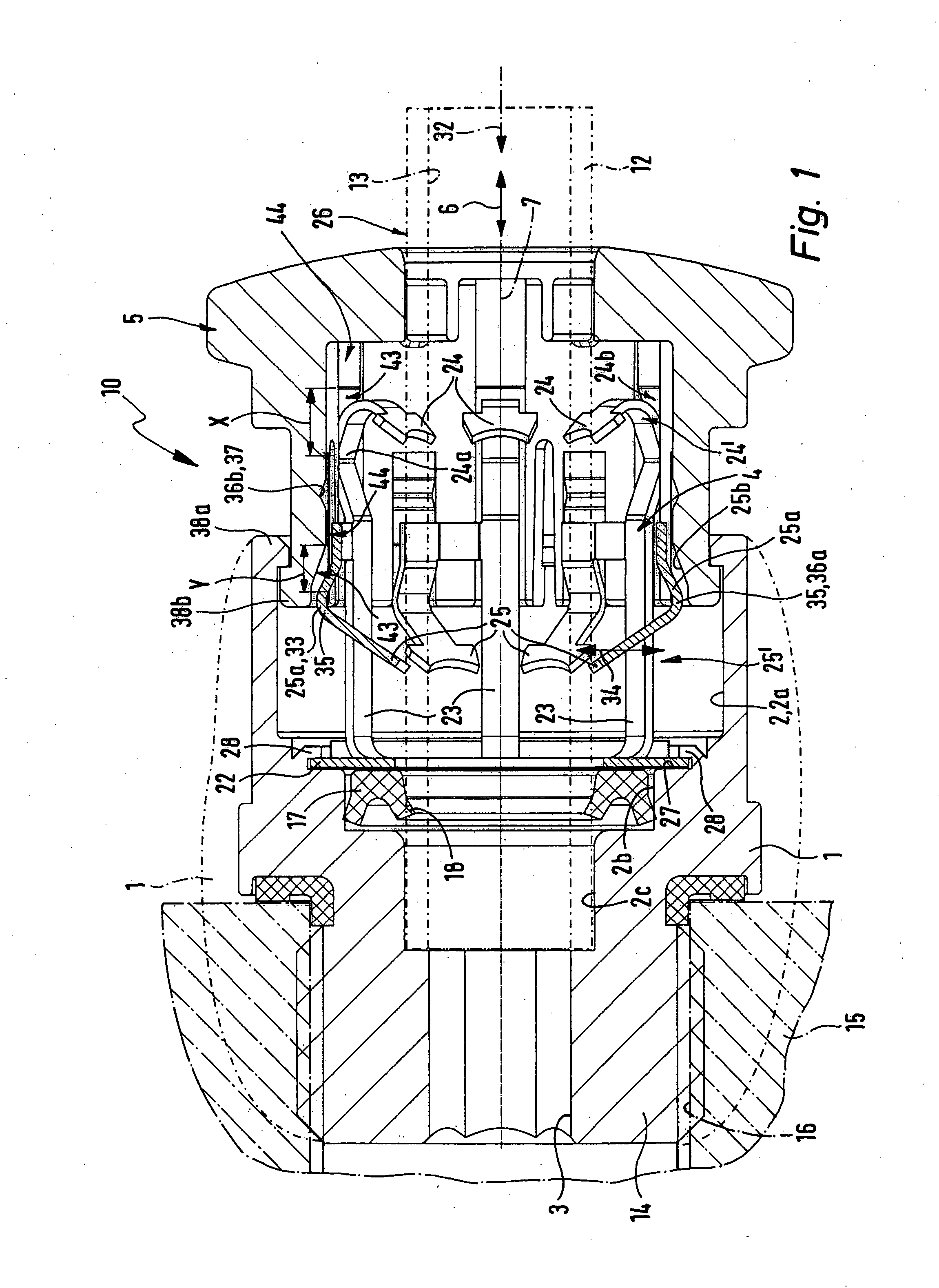 Coupling device for a fluid line