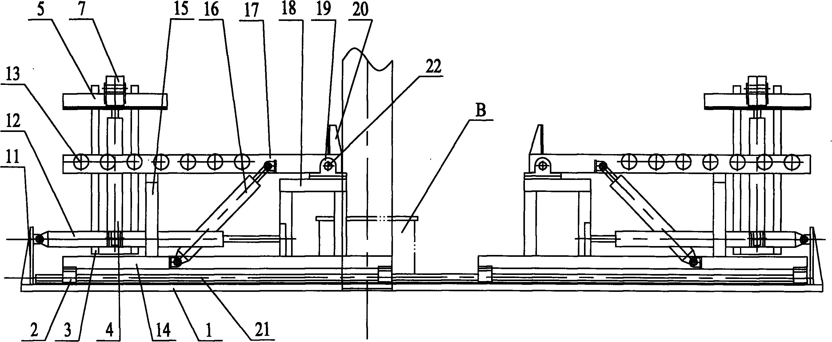 Mechanical clamping type automatic feeding and discharging device
