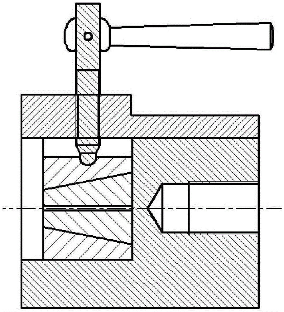 Sheet metal bidirectional stretching apparatus based on die technology