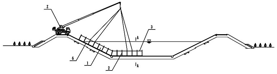 Maintenance method for large-scale channels without stopping water
