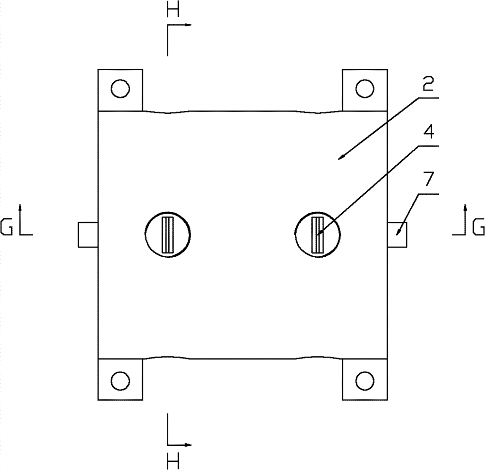 Adjusting mechanism for rotor centration by utilizing piezoelectric crystal