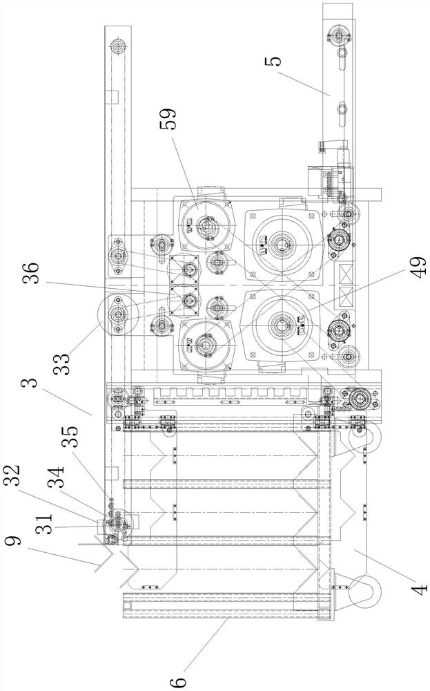 Material collecting device of paper angle bead machine