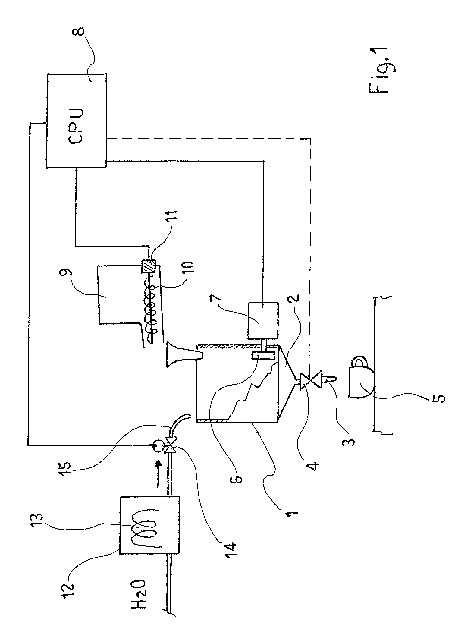 Method and apparatus for preparing beverages from soluble products