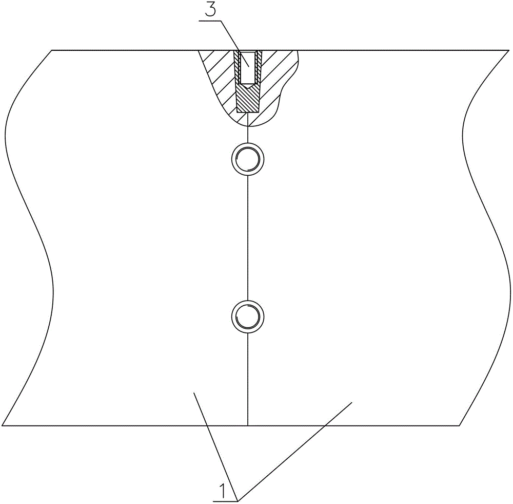 Large-size cross beam mounting method