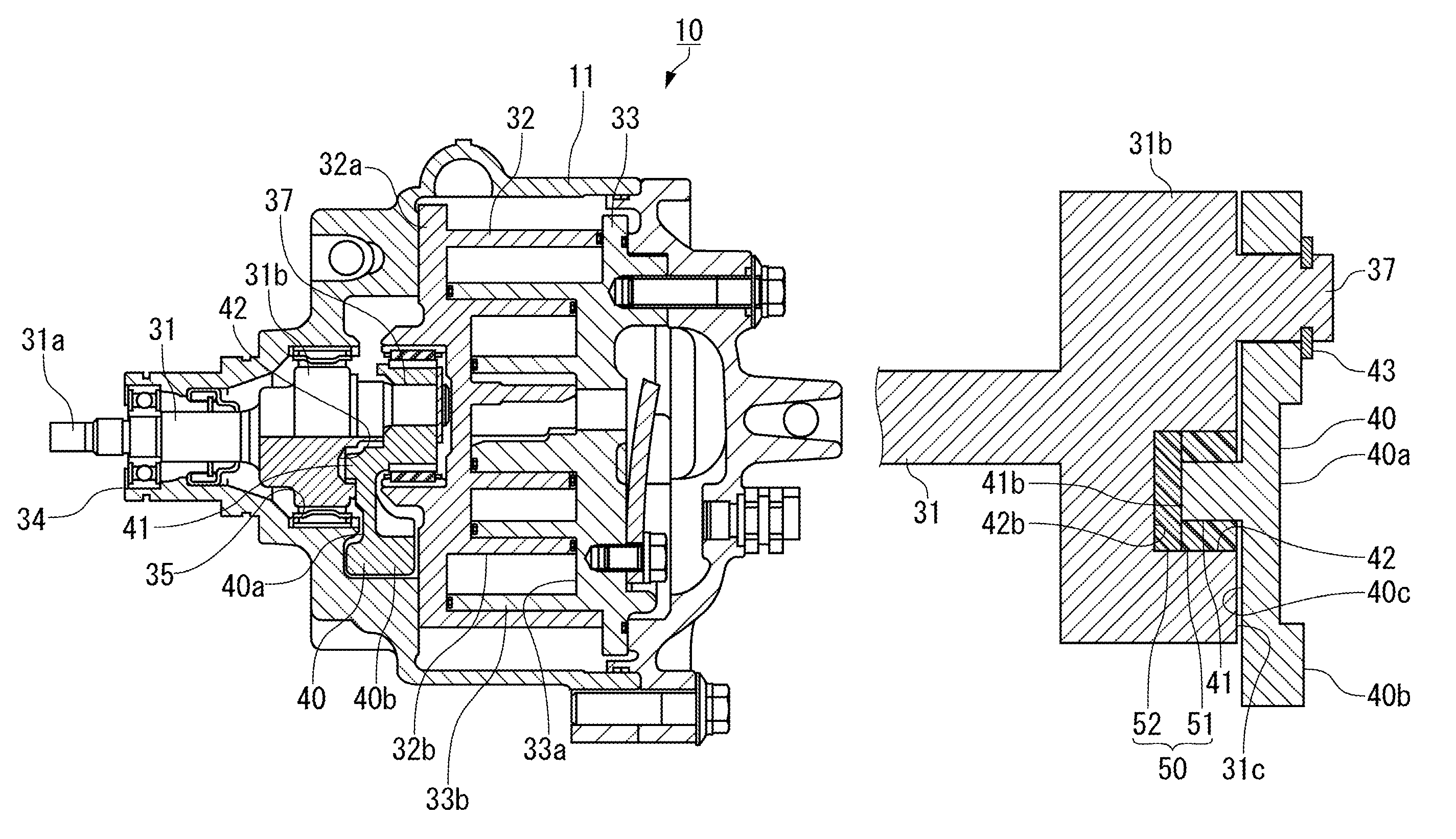 Scroll type compressor having an elastic member to suppress noise and reduce variations