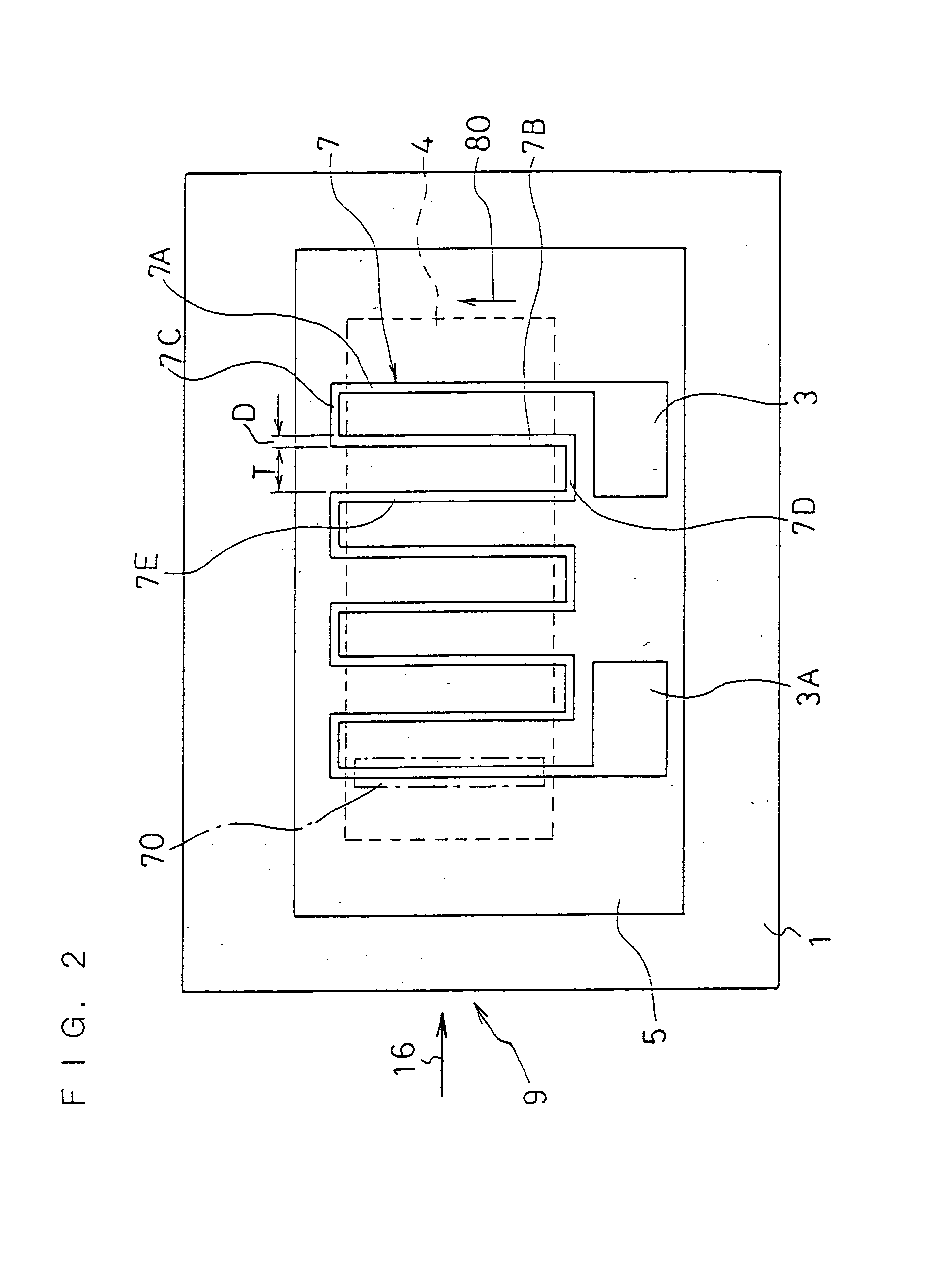 Magnetic sensor having a closed magnetic path formed by soft magnetic films