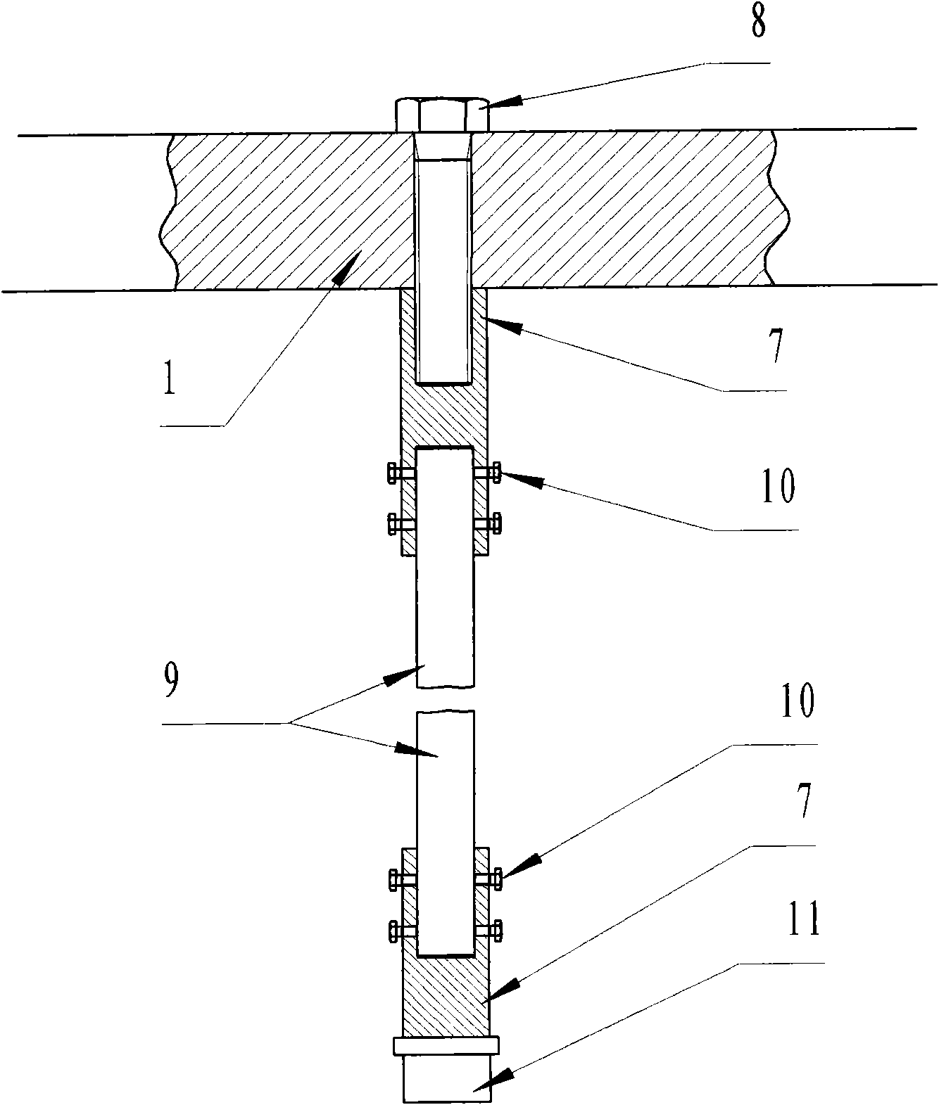 Inherent frequency measuring device for 600 DEG C high-temperature thermal vibration coupling test of high-speed cruise missile airfoil surface