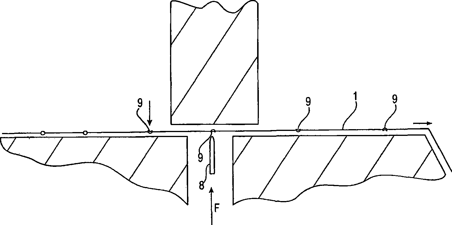 Method for manufacturing a three dimensional frame structure for use as a core structure in a sandwich construction and frame structure manufactured thereby