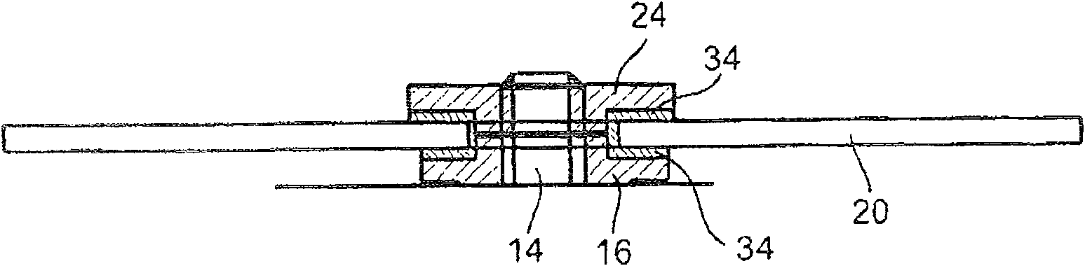 Device with vibration-damped component used for cutting and grinding, clamp device and rotary tool