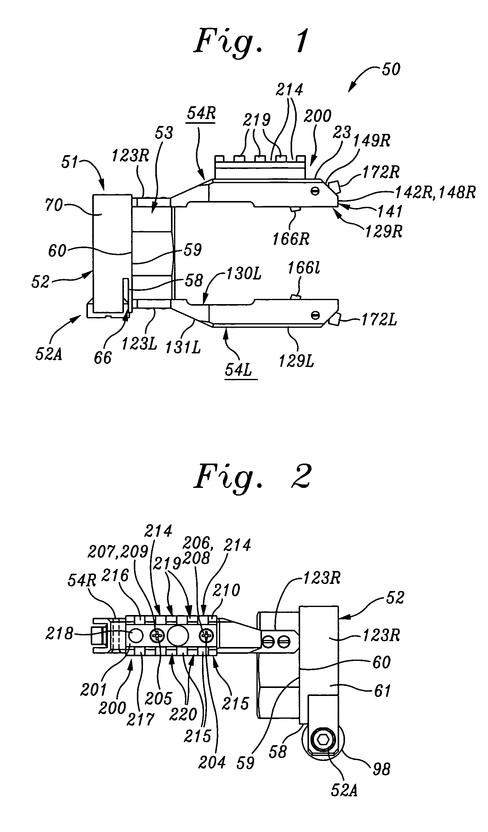 Clamping device for coaxially coupling optical devices