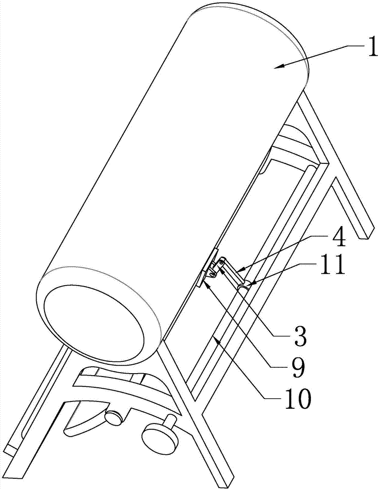 Reflective solar water heater