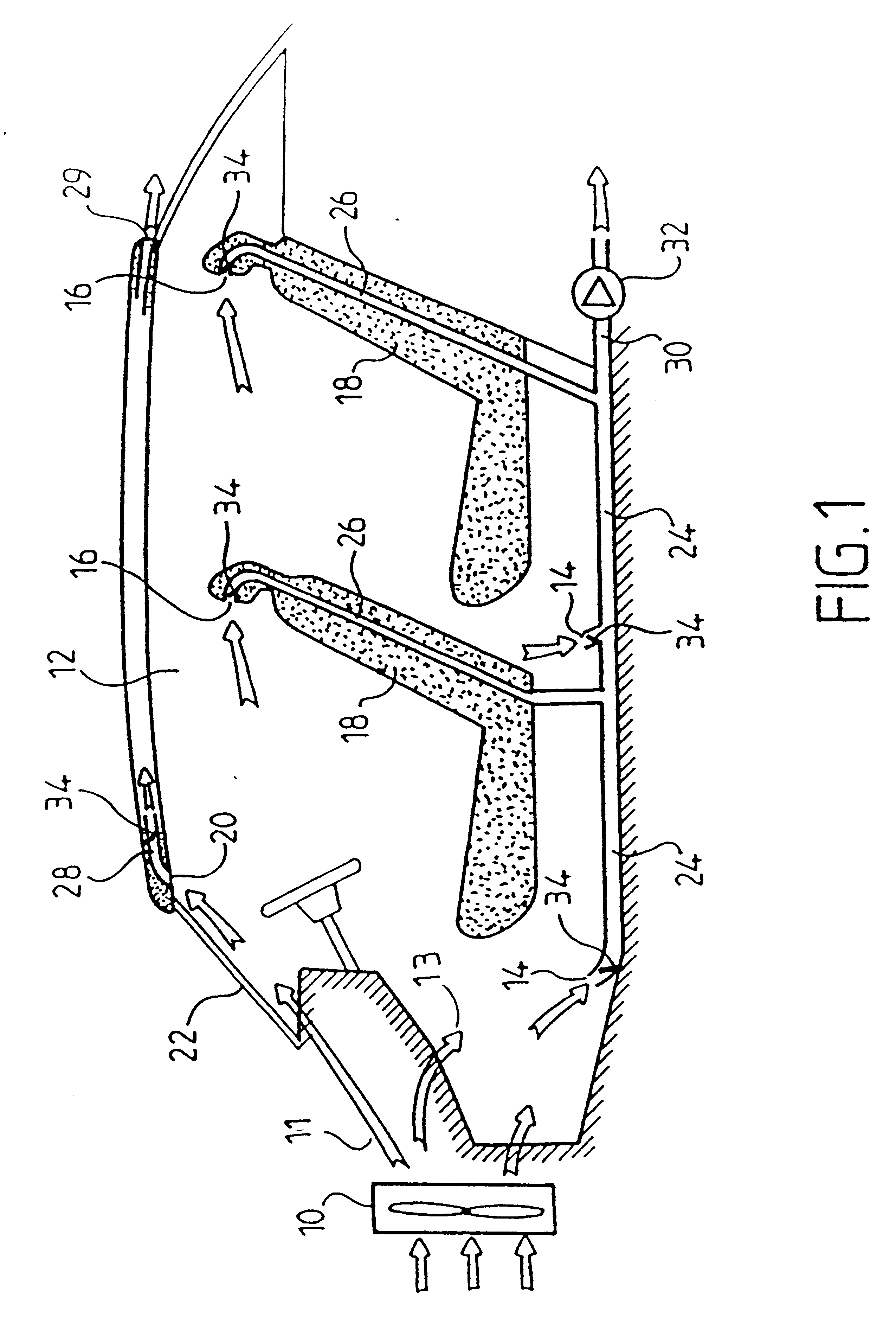 Installation for heating and/or ventilating the passenger compartment of a vehicle employing selective extraction of air