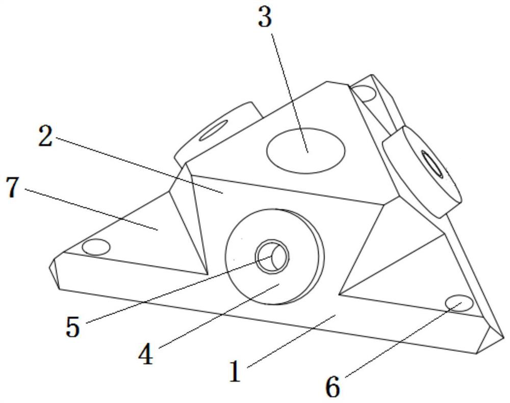 Split-type umbrella-shaped mechanical shaking device for laser gyroscope