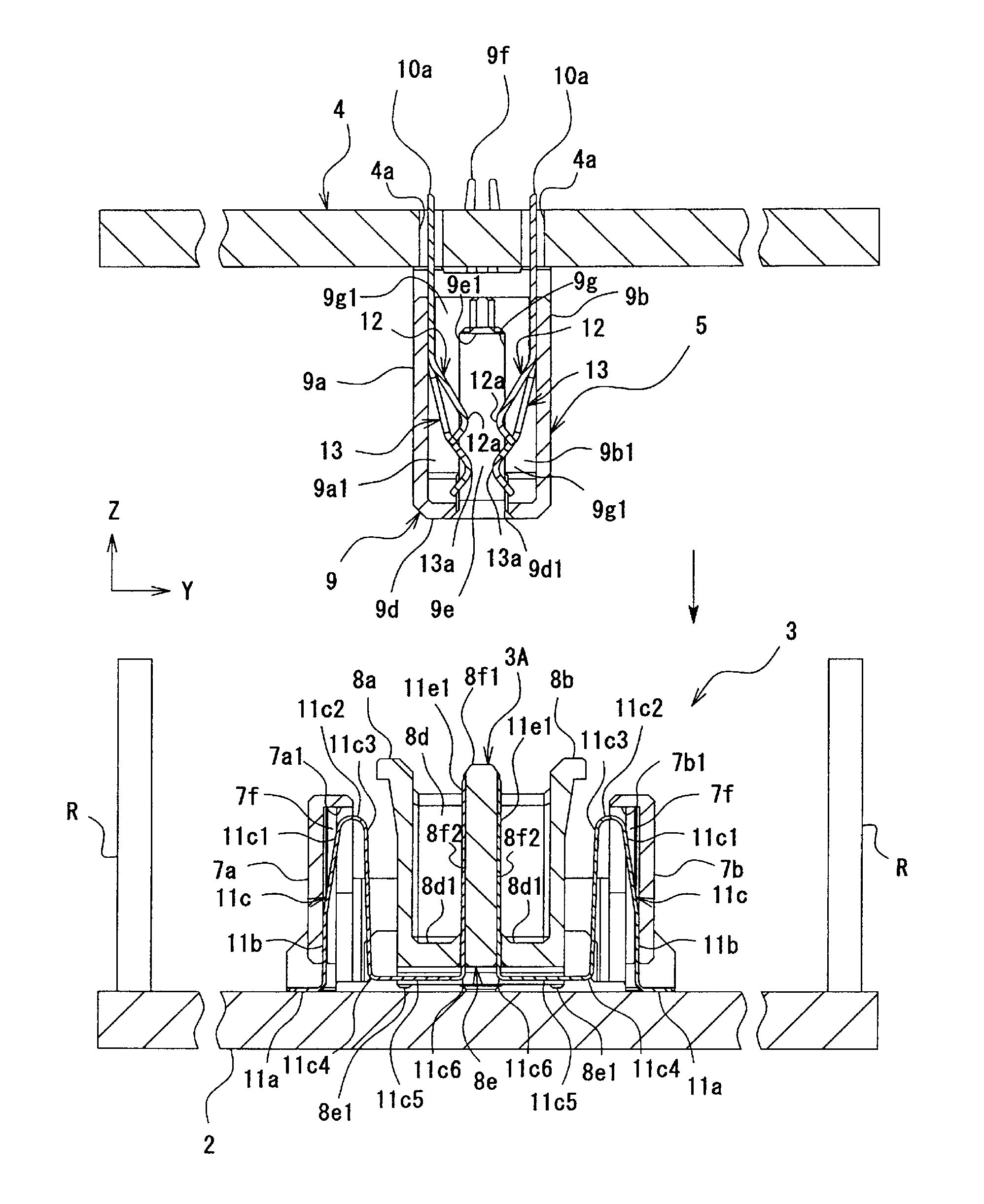 Connector and Substrate Interconnection Structure