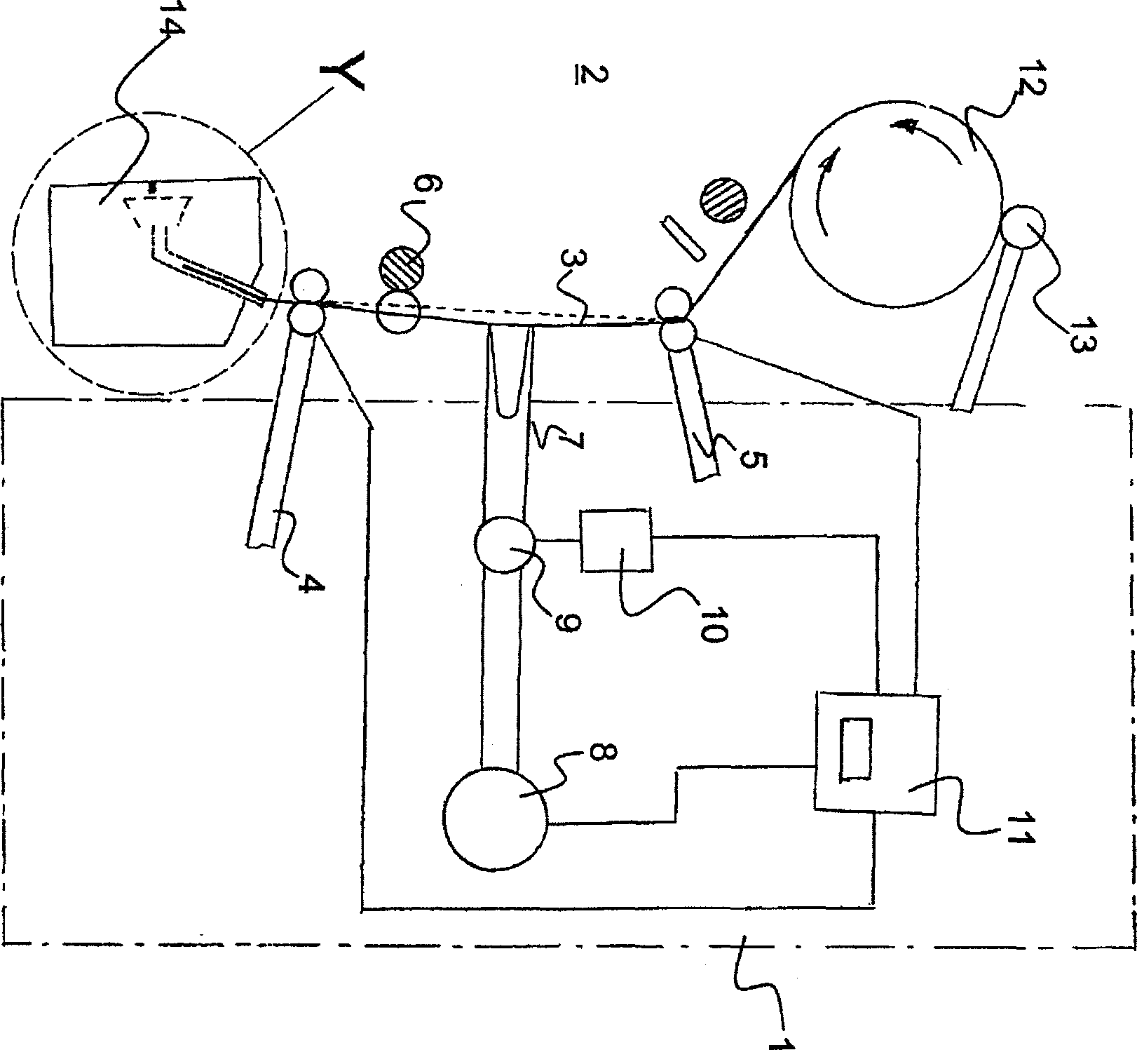 Method of spinning yarn in spindleless spinning machine including fiber collecting surface as well as apparatus for making the same