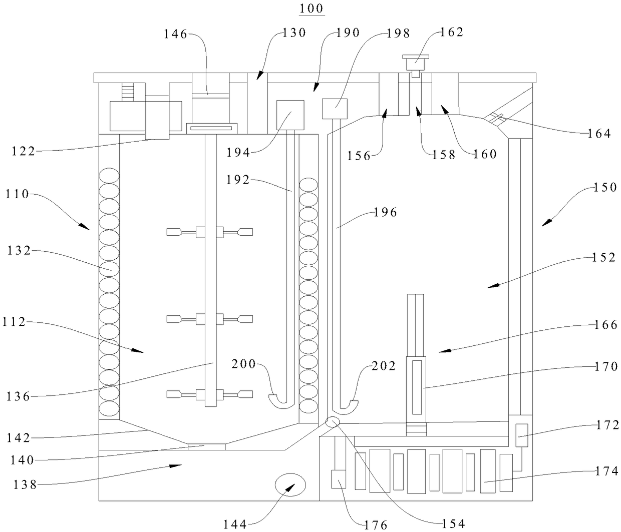 Winemaking machine and control system thereof