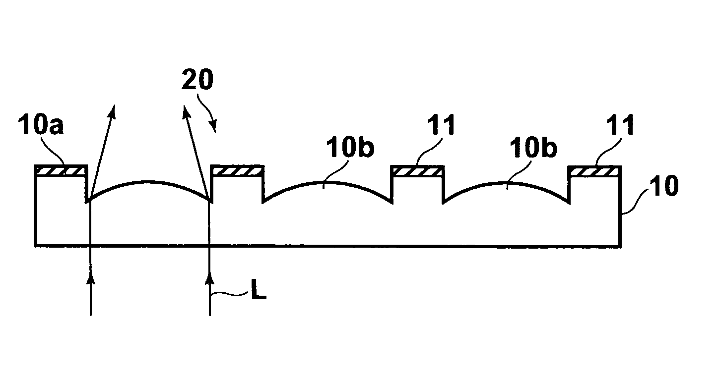Micro lens array, optical member and method of producing micro lens array
