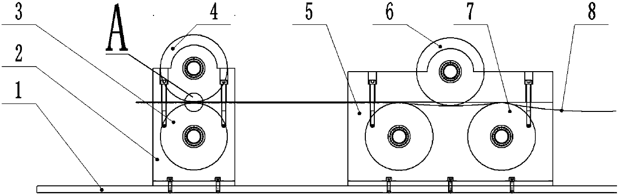 A punching and conveying device for aluminum plates