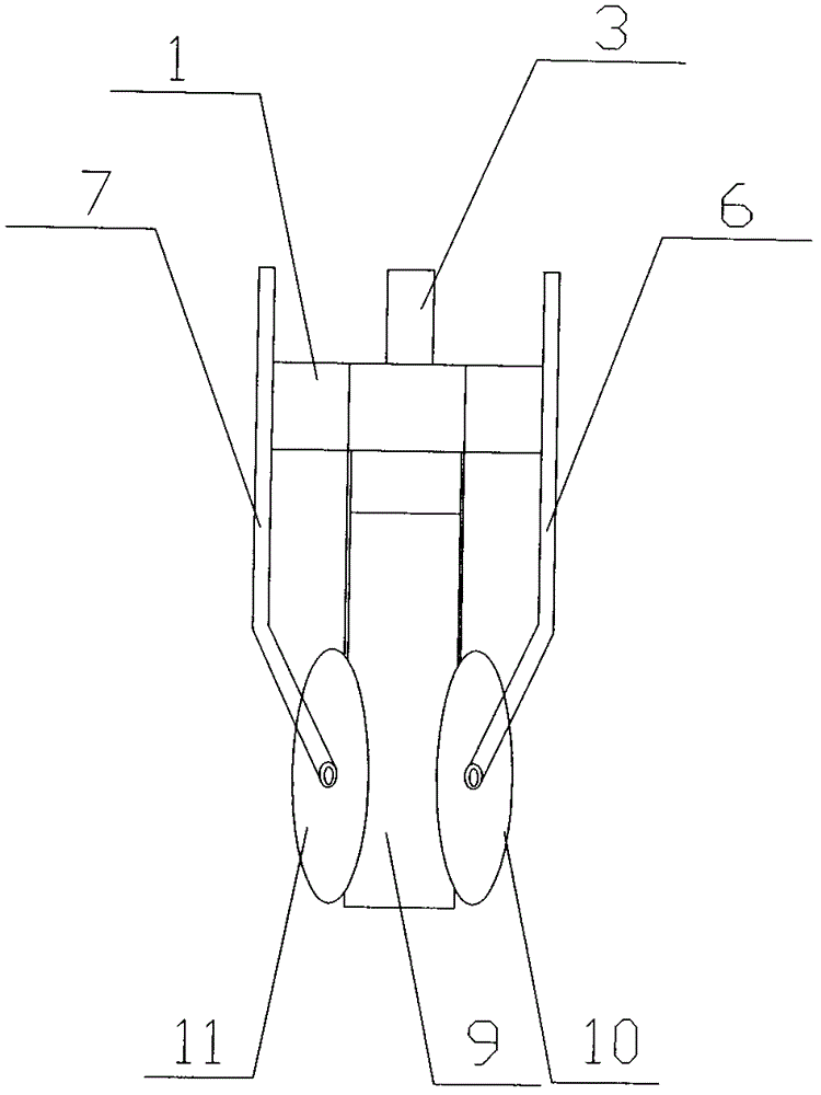 Spaced sowing compacting and earthing device