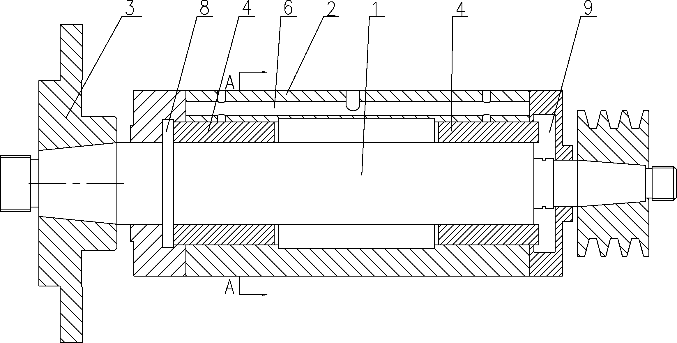 Main shaft supporting structure of centerless grinder for grinding valve lock groove