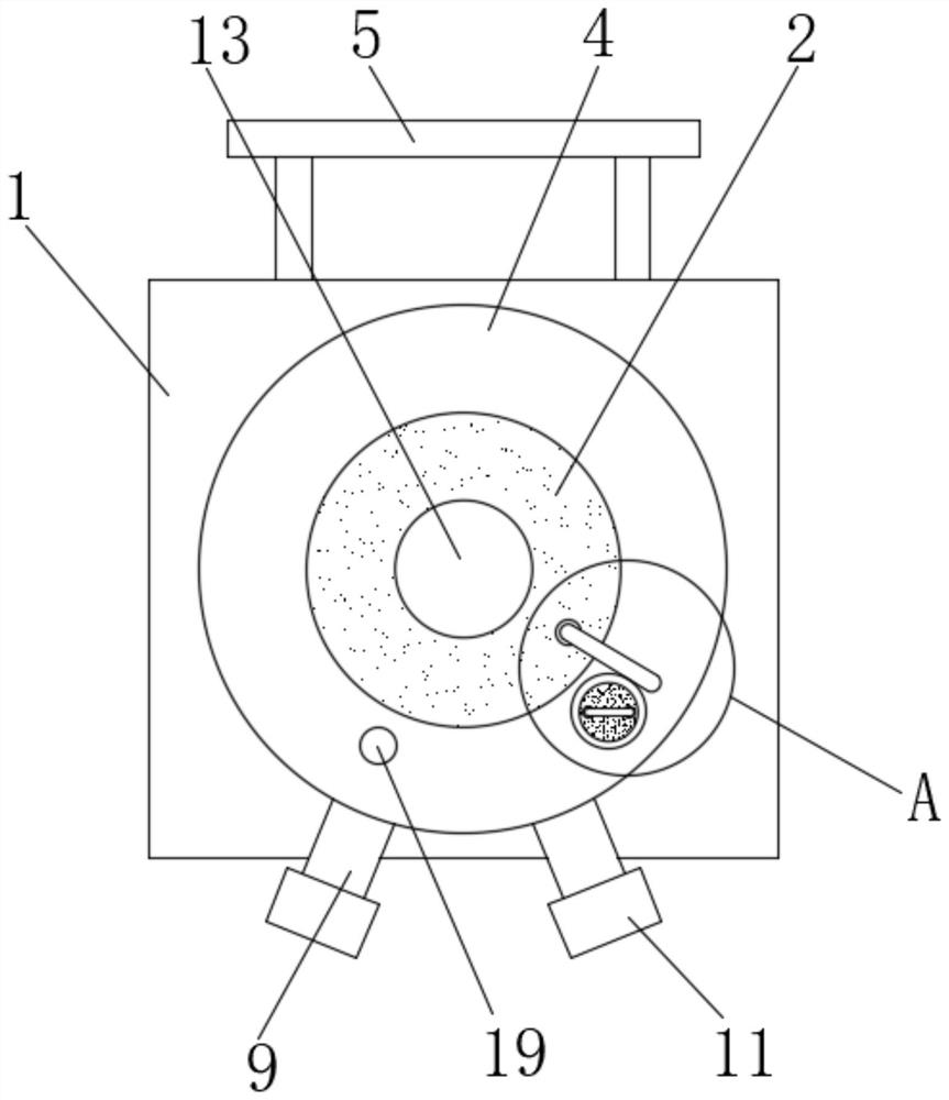 An unpowered spontaneous fire extinguishing device