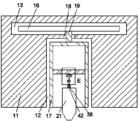 Device convenient to install and capable of automatically replacing infusion bottle