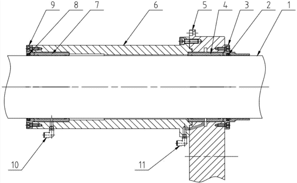 Novel main shaft reciprocating support structure of sliding bearing type fiberglass drawing equipment