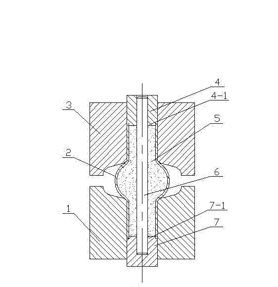 Flexible die forming method with approximatively equal wall thickness for variable-diameter part