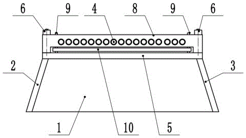 Self-sinking type slag filtering device of slag conveyor