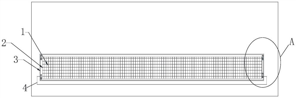 Air conditioner air outlet humidifying structure