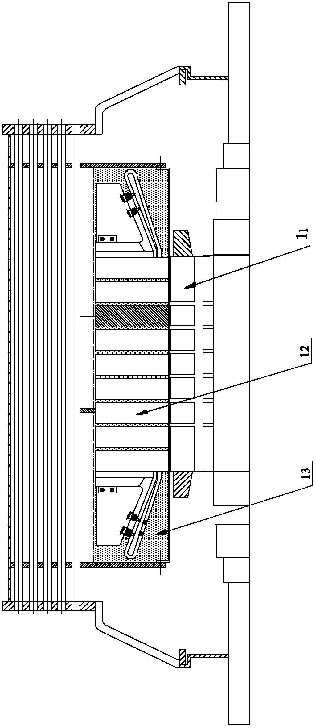 Motor employing immersion type evaporative cooling and structure optimization method thereof
