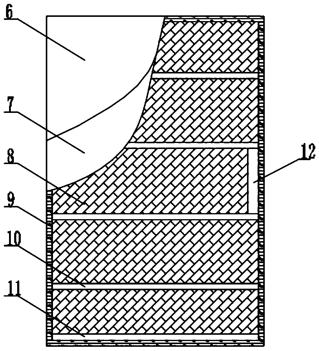 Fireproof wooden door capable of resisting impact force and preventing deformation