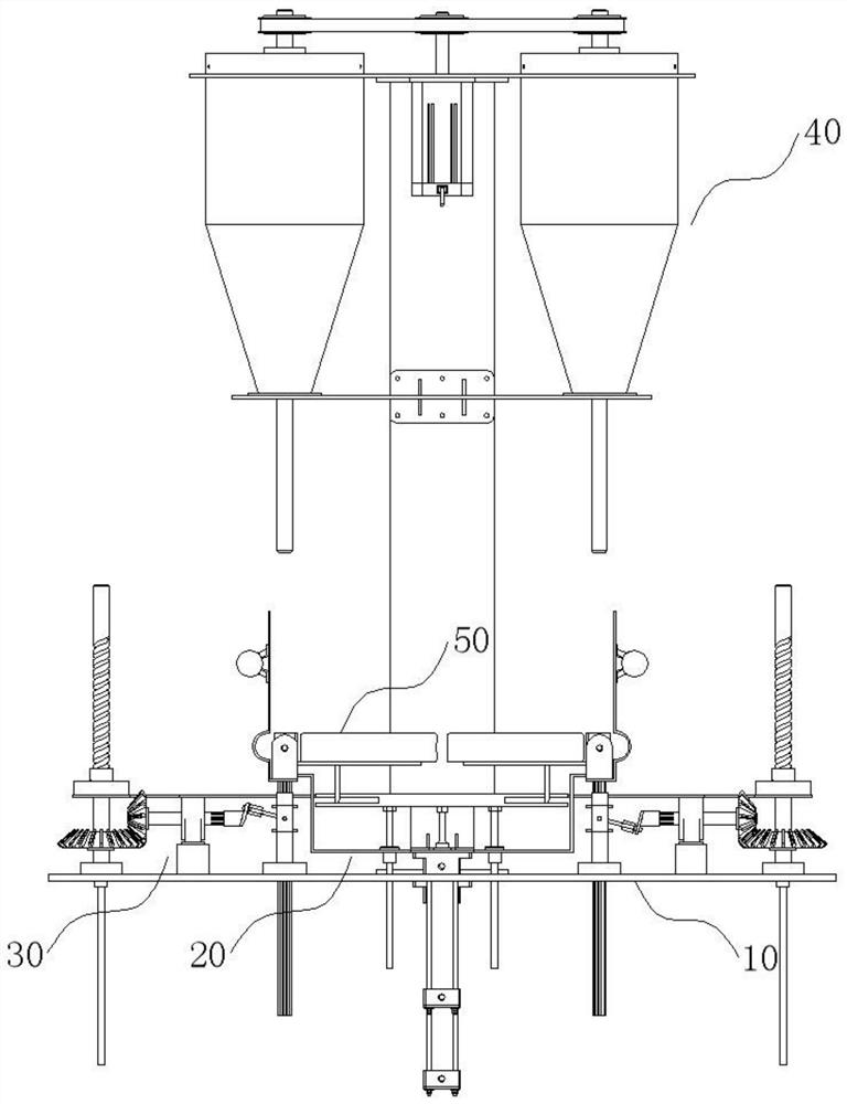 Automatic sand filling device for barbell discs