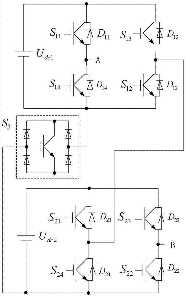 Single-phase online inverter with switchable topology