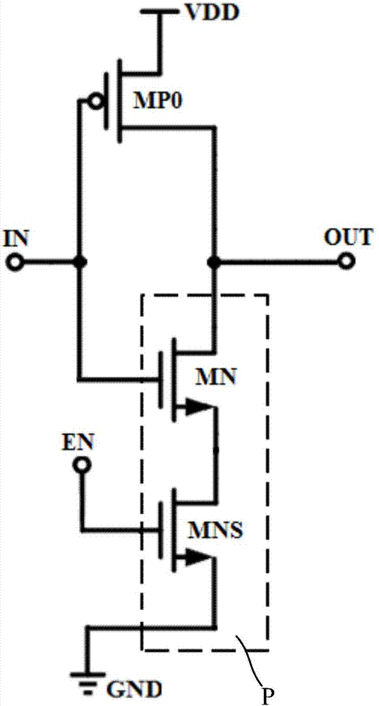 Discrete threshold voltage comparator with zero static power consumption