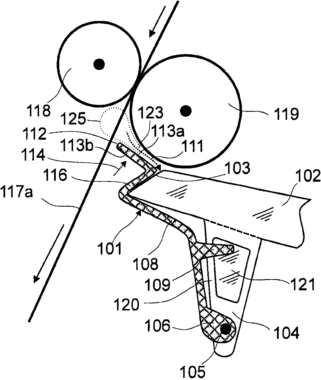 Spinning machine with thread suction device