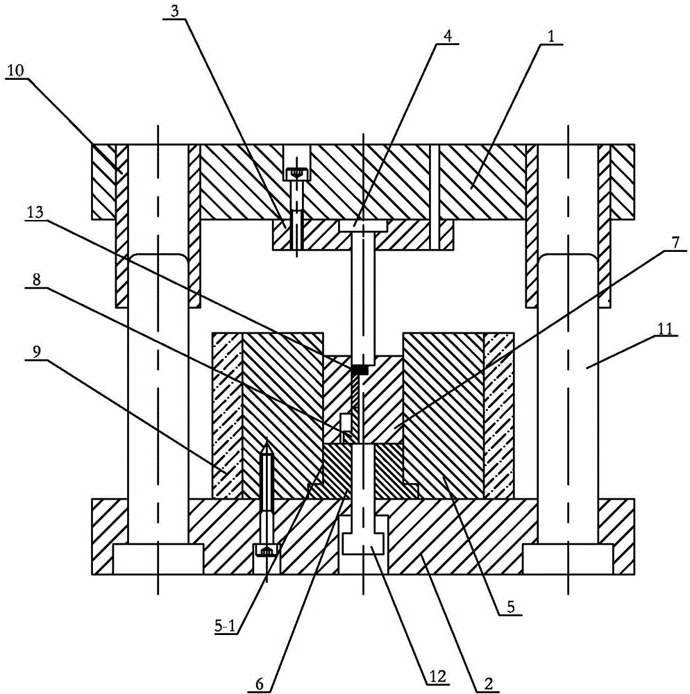 Device and method for manufacturing mould of mini-sized impeller with high height-thickness ratio