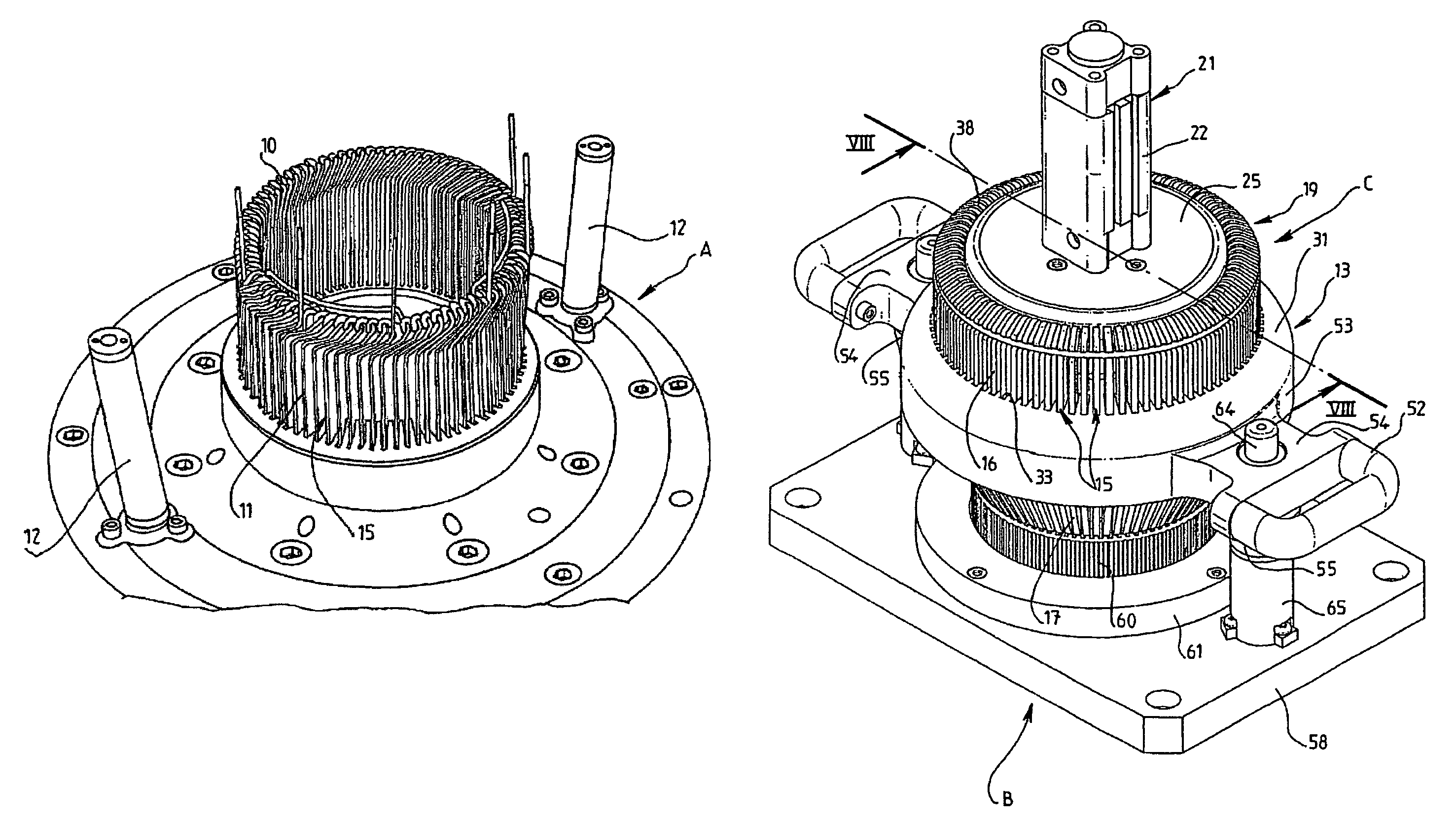 Device for gripping and transferring a ring of electrical conductors which is used to produce a winding and a winding-production system employing one such device