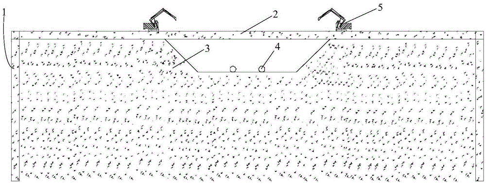 Earth excavation method for small foundation pit
