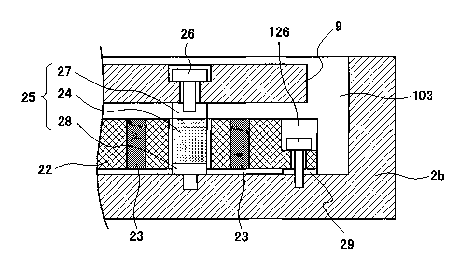 Structure for reducing noise in magnetic resonance imaging apparatus